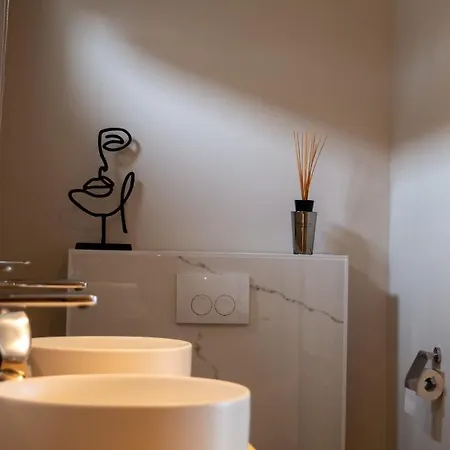 Bed & Breakfast Bubbles&bites