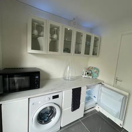 Bubbles&bites Bed & Breakfast Oostvoorne