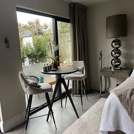 Bubbles&bites Bed & Breakfast 4*