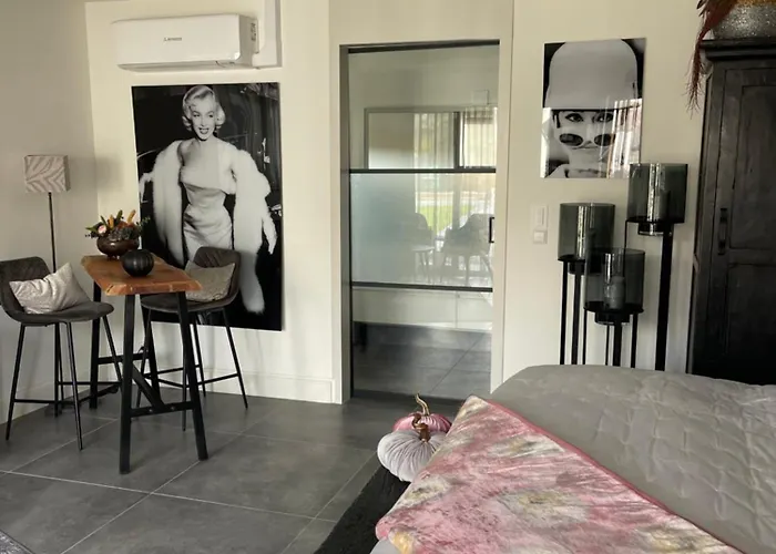 Bubbles&bites Bed & Breakfast Oostvoorne