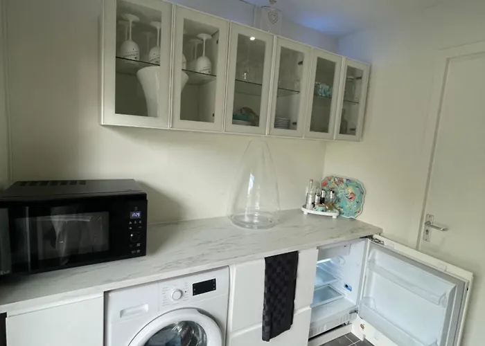 Bubbles&bites Bed & Breakfast Oostvoorne