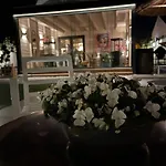 Bubbles&bites 4* 우스트부르네