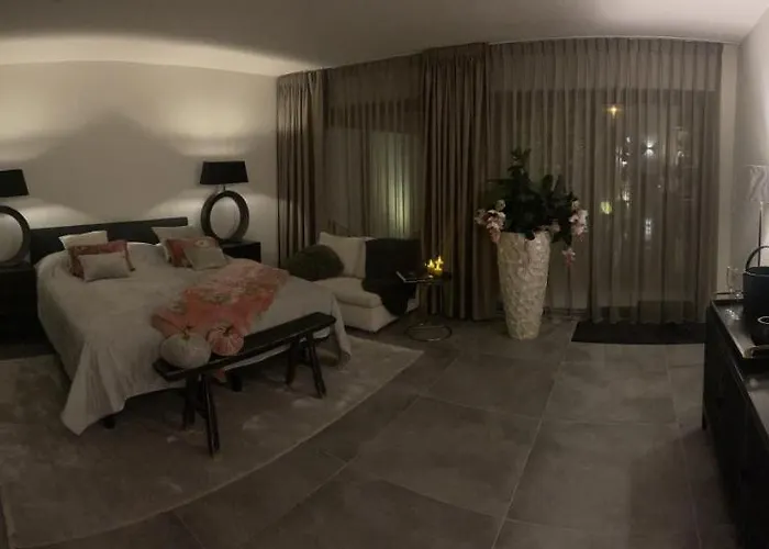 Bubbles&bites Bed & Breakfast 4*